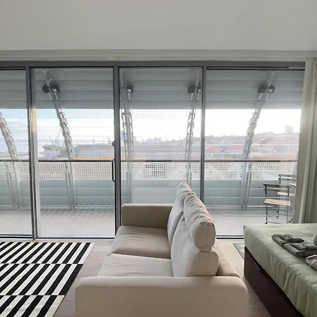 Prv I By Lysm Group * Lizbona