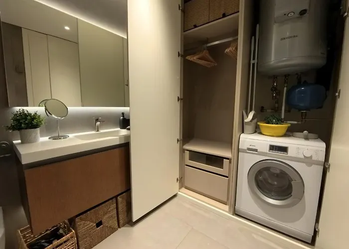 Prv I By Lysm Group * Lisboa